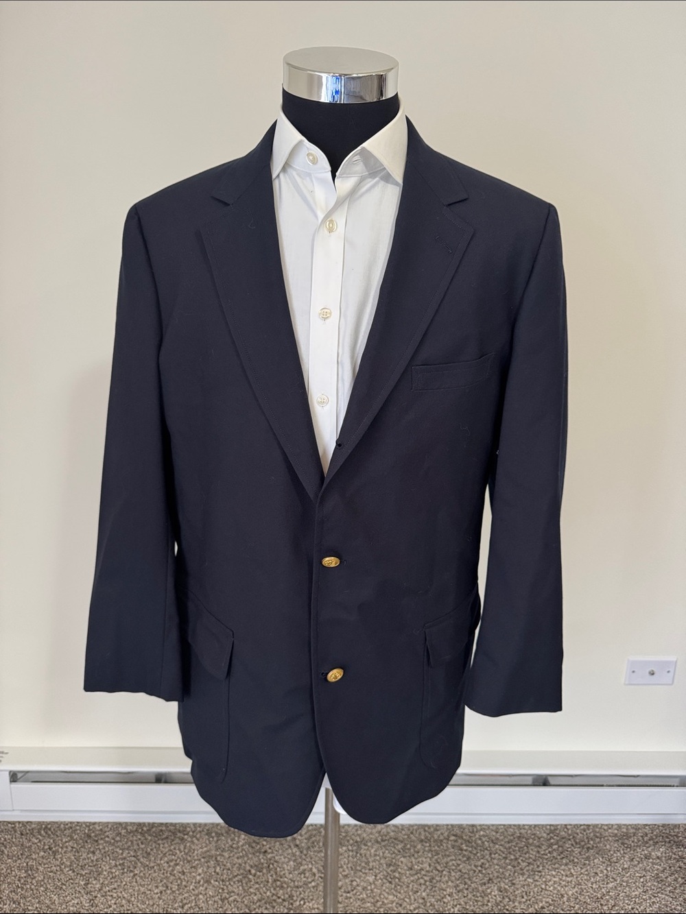 VINTAGE Brooks Brothers mens 43L navy blue solid gold button blazer jacket EUC